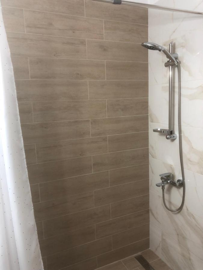 Chris3 Apartment Каламата Екстериор снимка