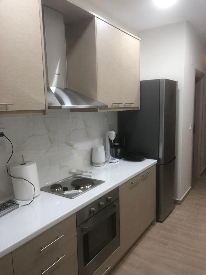 Chris3 Apartment Каламата Екстериор снимка