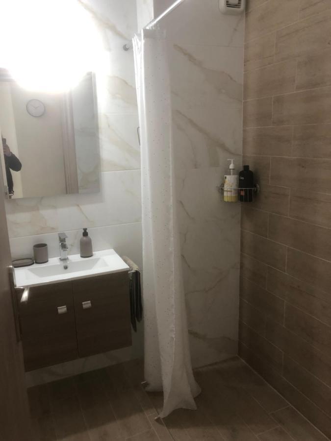 Chris3 Apartment Каламата Екстериор снимка