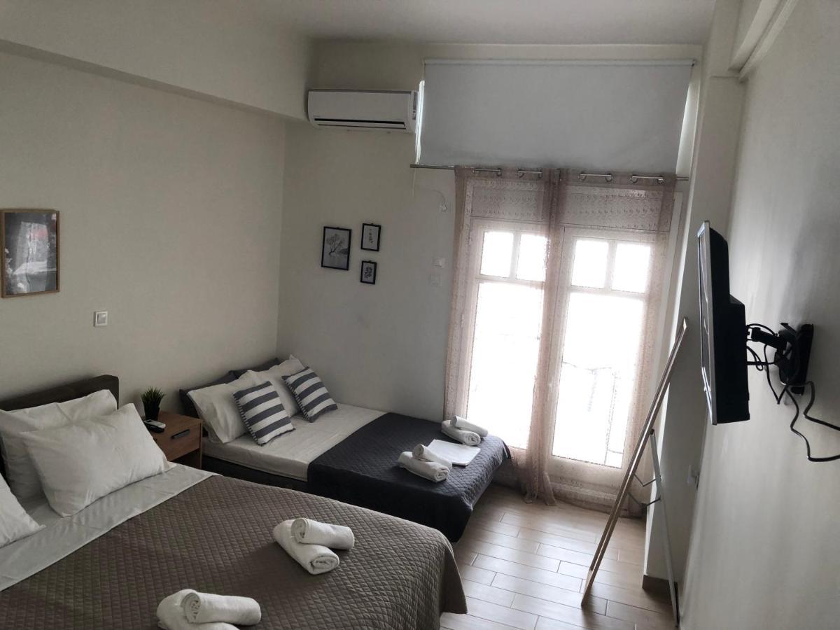 Chris3 Apartment Каламата Екстериор снимка
